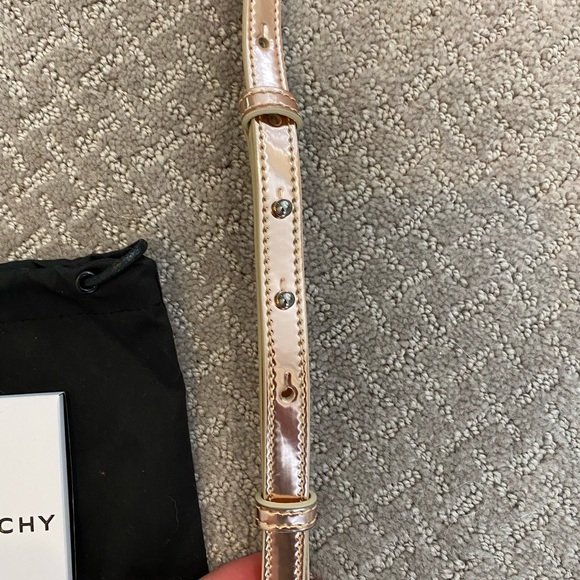 Givenchy Antigona Nano - Picture 9 of 11